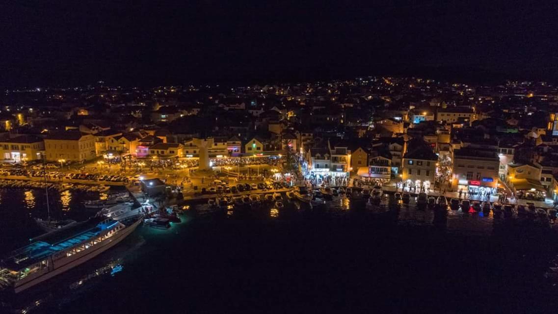 Apartments Milena Vodice Eksteriør bilde